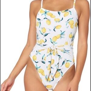 Jessica Simpson Women’s Lemon Tie Waist One Piece swimsuit size large. NWT